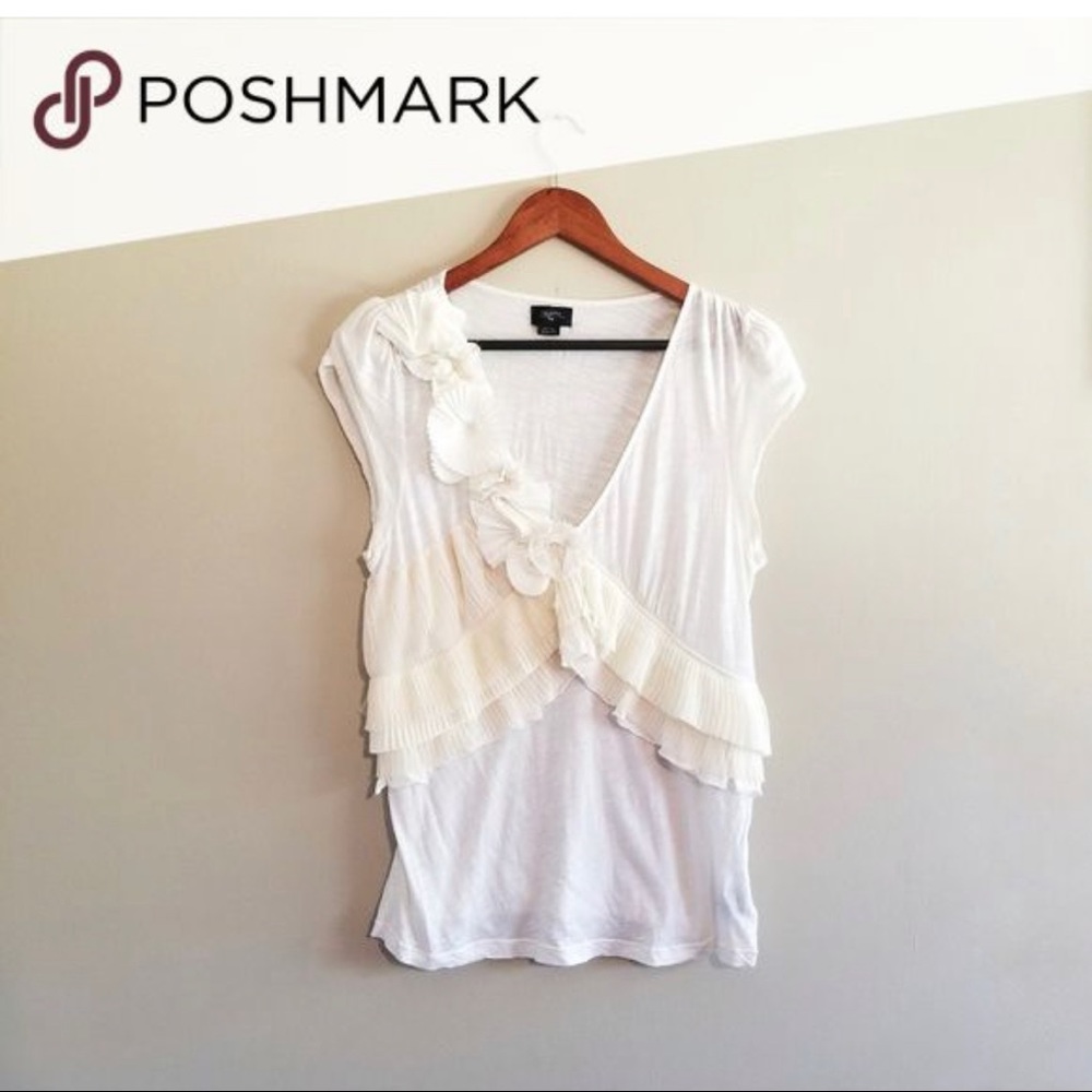 Anthropologie Deletta Ruffle Applique cream short-sleeve top (sm)